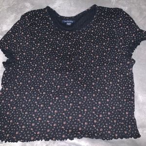 American Eagle “Lettuce” Crop Top